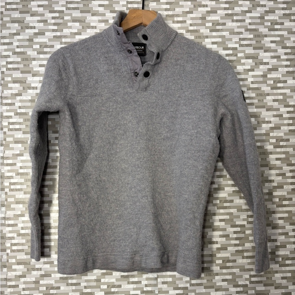 Barbour Men’s Light Gray Zip-Button Knit Sweater